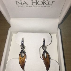 Koa Wood Inlay Maile Leaf Hooplet Earrings